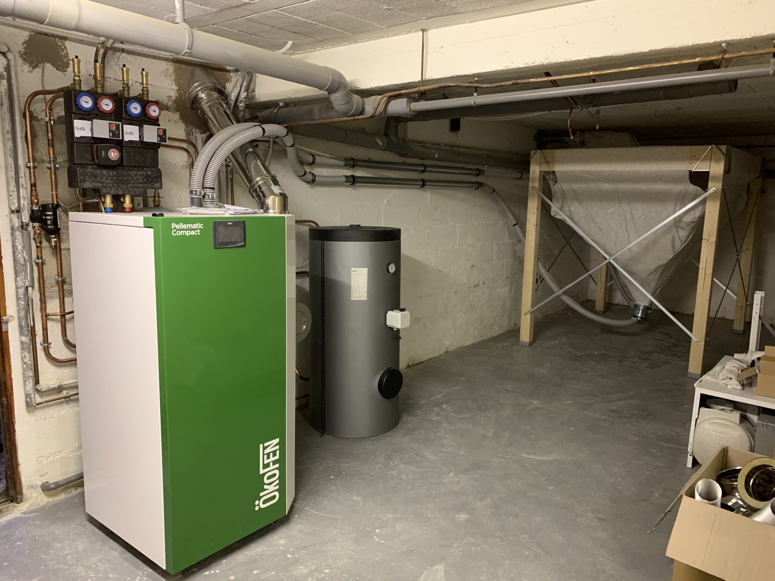 Chaudière à granulé 14kw avec ballon 200L et silo.
YVELINES